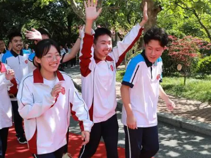 我们在军校等你！27所军队院校邀请高三学子加入