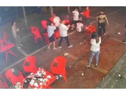媒体:唐山打人者是否属黑恶团伙 公安部门正在抓捕
