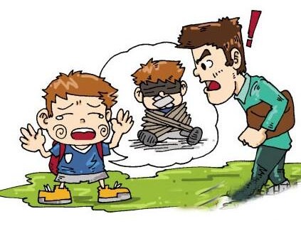 学生出游贴“绑架”纸条 大巴被截停原来是恶作剧