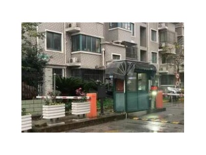 上海老人将房产送给水果摊主案判决 其中包括自己价值300万元的房产