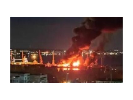 克里米亚爆炸乌称摧毁俄登陆舰 俄防空系统击毁了乌空军两架来袭战机